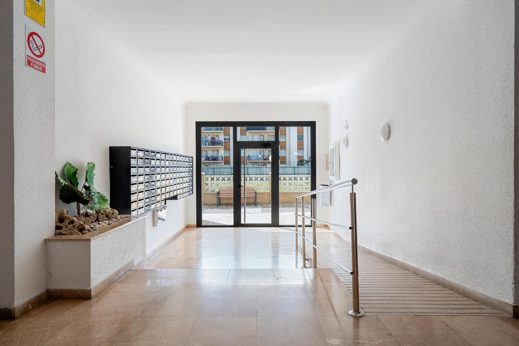 Alea Rentals - Albeniz La Pineda Dış mekan fotoğraf